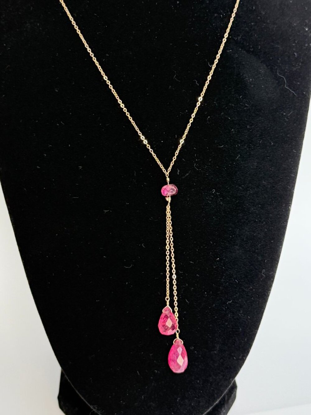 Vintage 14k Yellow Gold Lavalier Necklace | Pink Drop Stones | 15.75"